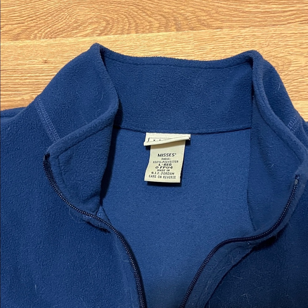 L.L. Bean Women's Deep Blue Fitness Fleece Jacket - Picture 2 of 6